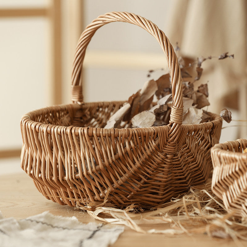 Wicker Picnic Basket with Handle,Willow Flower Girl Basket for Weddings，Garden and Home Decor -Wicker Storage Basket-Natural storage baskets, shopping baskets, picnic baskets, fruit baskets