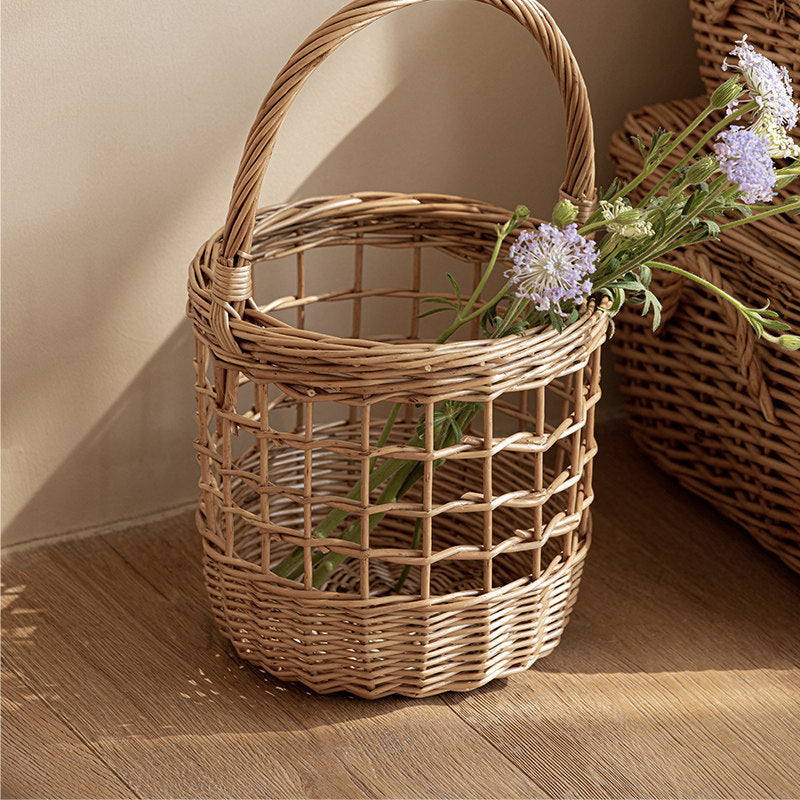 Willow Flower Girl Basket，Garden and Home Decor -Wicker Storage Basket-Natural, storage baskets, flower baskets, fruit baskets, gift baskets