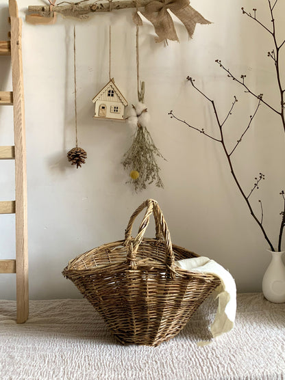 Wicker Picnic Basket with Handle, Garden and Home Decor -Wicker Storage Basket-Natural