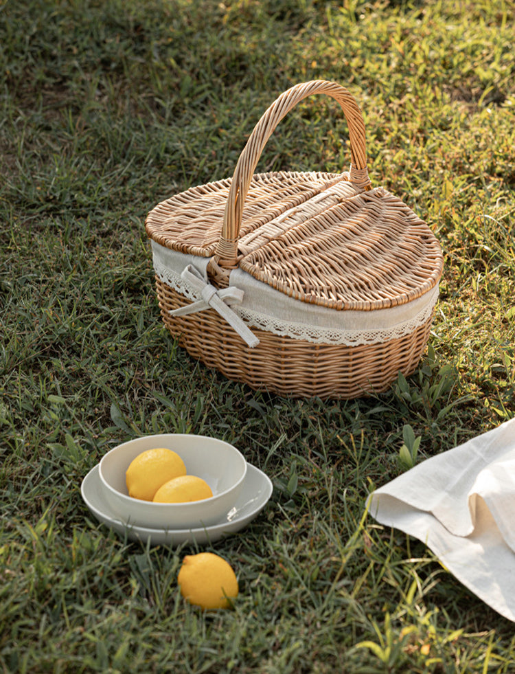 Wicker Picnic Basket with Handle, Garden and Home Decor -Wicker Storage Basket-Natural